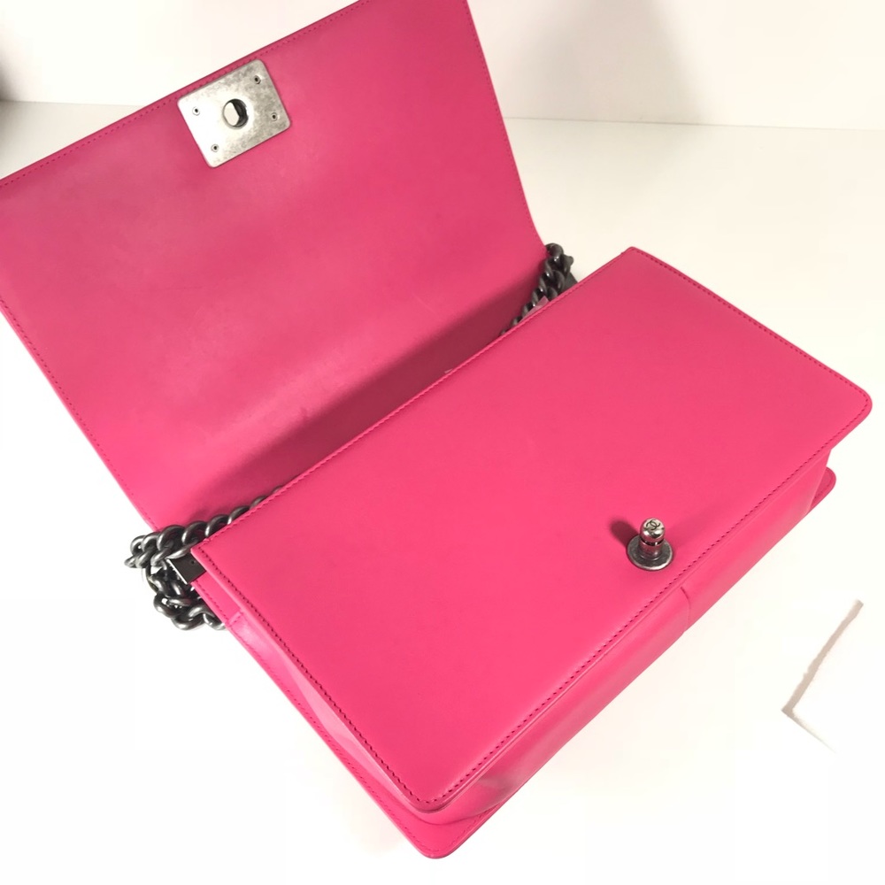 SOLD Chanel new medium boy lambskin pink - Picture 7 of 8